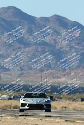 media/Nov-23-2025-Speed Ventures (Sun) [[88f20b6e61]]/6-Yellow Group/Session 1 (Turns 16 and 17 Exit)/